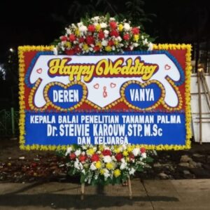 Karangan Bunga Papan Happy Wedding